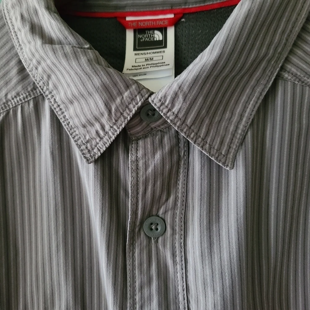 The North Face Pinstripe Button Down Shirt Medium